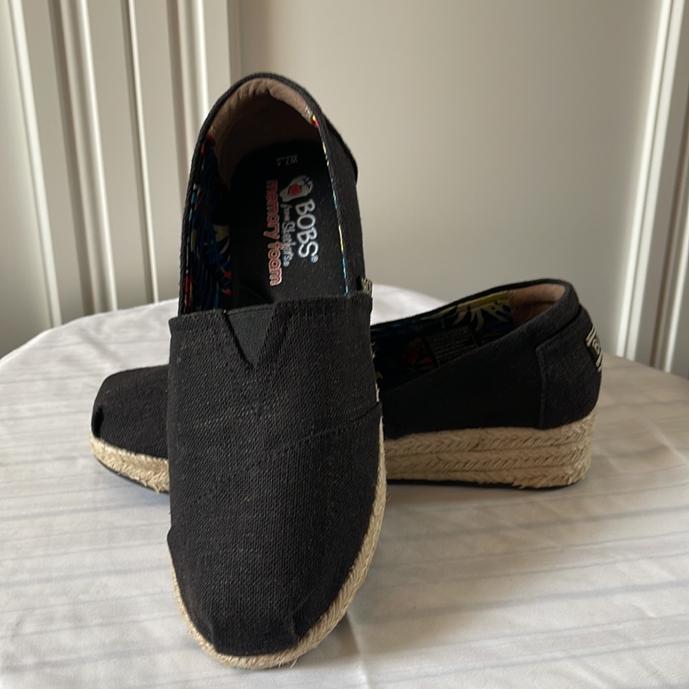 BOBS Shoes - Picture 2 of 5